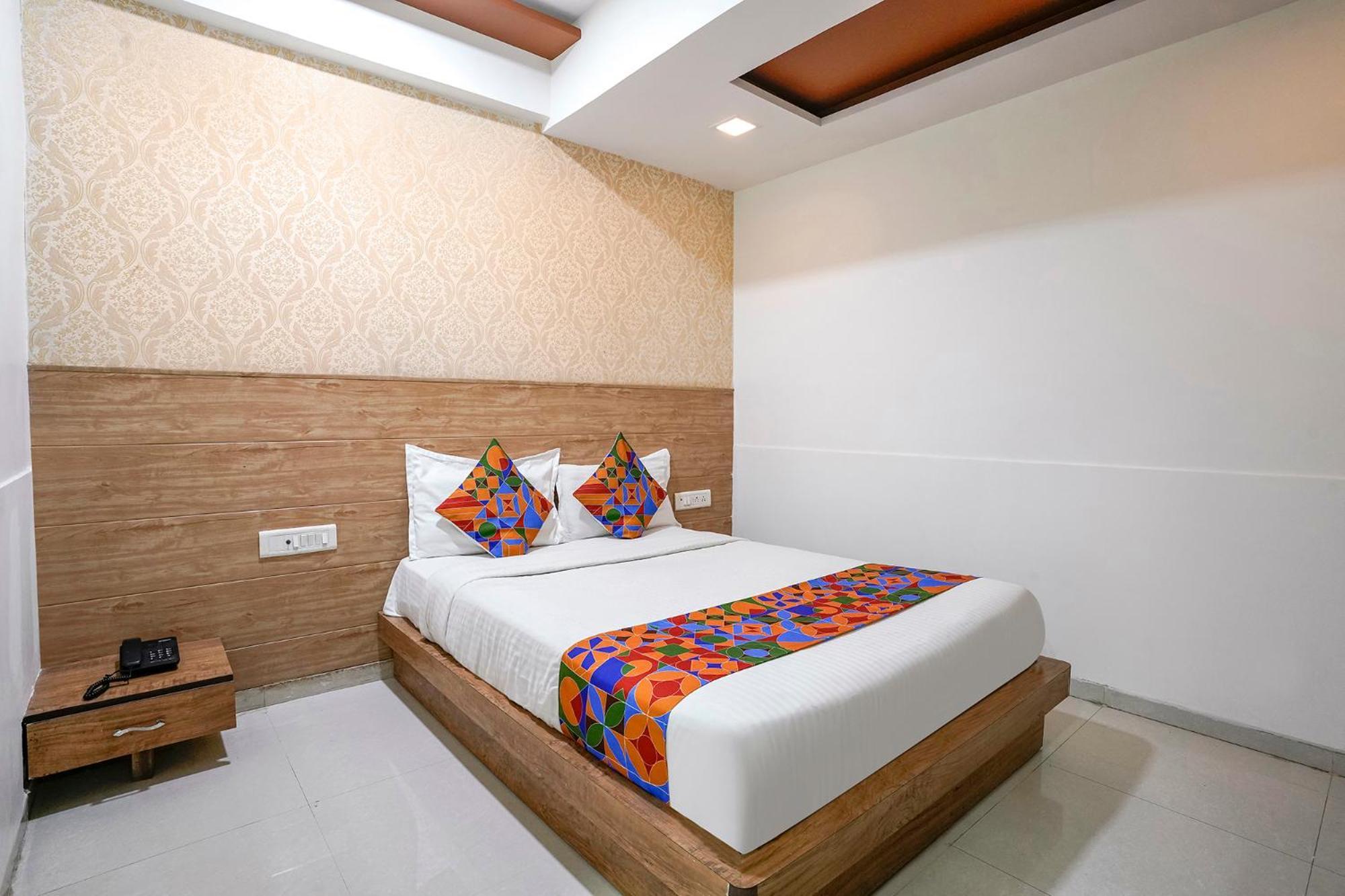 Fabhotel Galaxy I Ahmedabad Exterior photo
