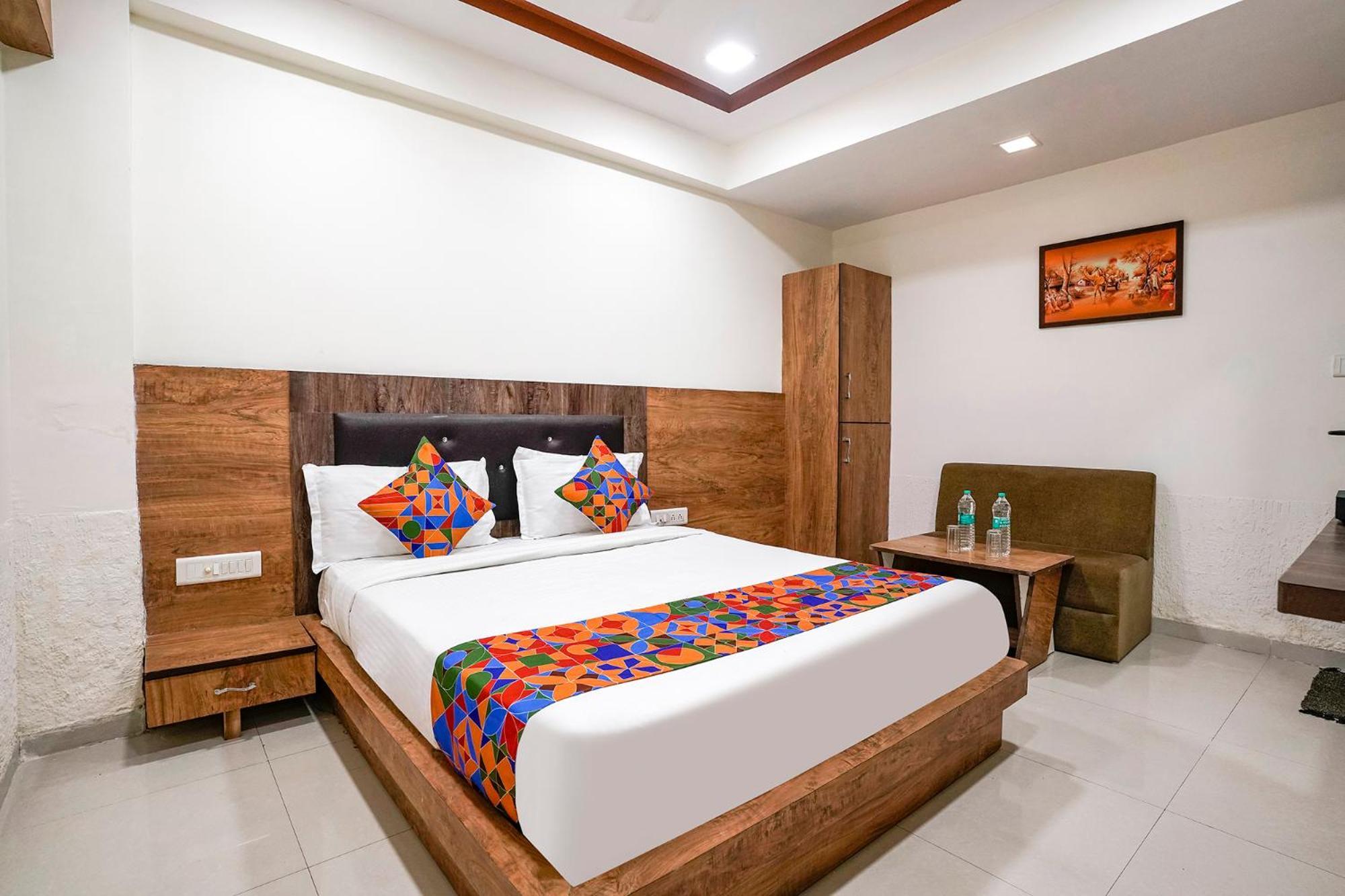 Fabhotel Galaxy I Ahmedabad Exterior photo